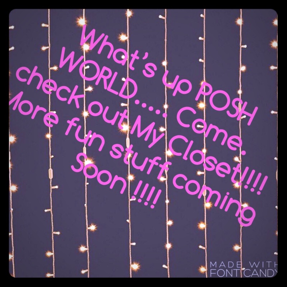 LOTS OF GREAT CLOTHES !!!